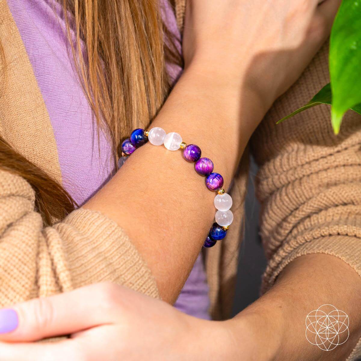 Galaxy Tiger’s Eye and Selenite beaded bracelet – Cosmic Energy Amplifier jewelry for manifestation, clarity, and alignment.